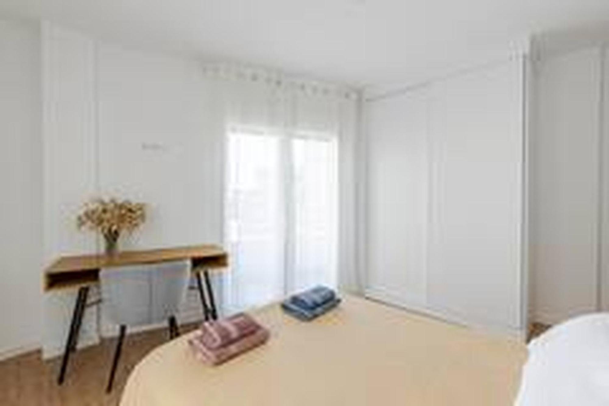 Apartamentos Nuevo Con Aire Y Wifi Aguilas Luaran gambar