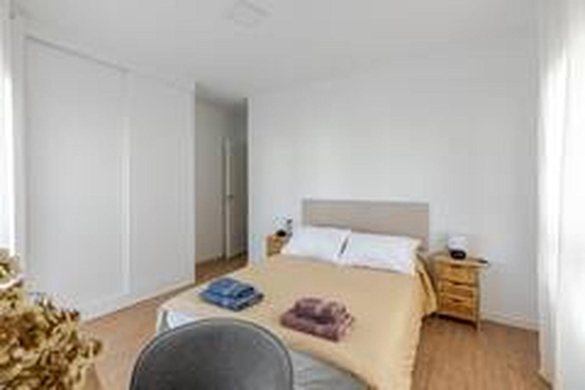 Apartamentos Nuevo Con Aire Y Wifi Aguilas Luaran gambar